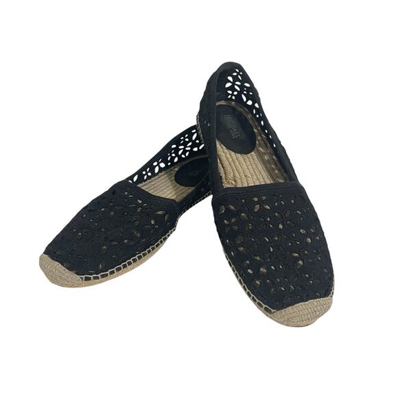 MICHAEL Michael Kors Darci Espadrille Flats Eyelet Cutouts Size 8.5 Black Jute - Picture 1 of 11